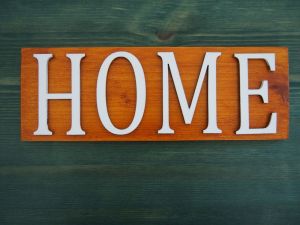 Dekorační dřevěná cedule s nápisem "ořech" 3 varianty | Home, Love, Welcome