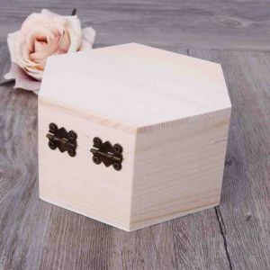 Dřevěná krabička šestiúhelník