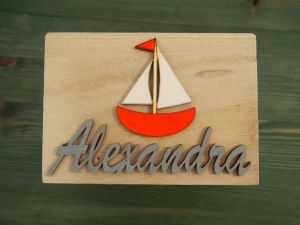 Dřevěná zavírací krabička se jménem námořnická | loďka, velryba, kormidlo a kotva