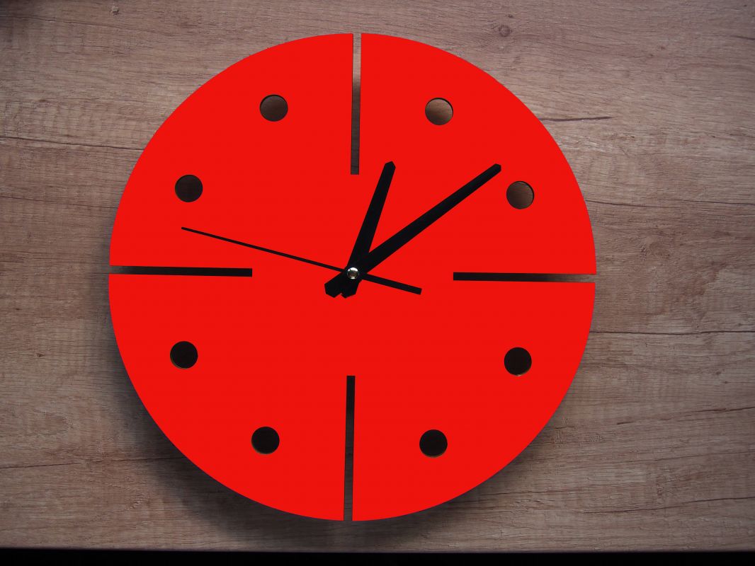 Dřevěné nástěnné hodiny "modern" - red