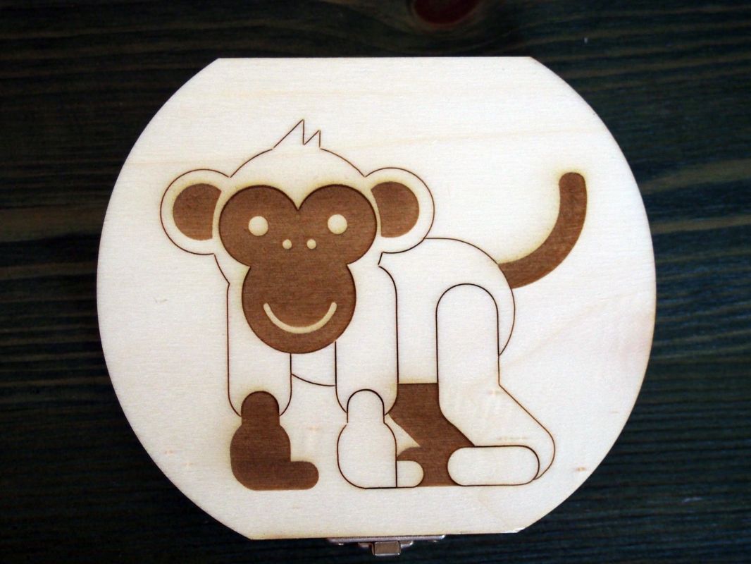 Dřevěná krabička na mléčné zoubky s českými popisky zvířátka - opice