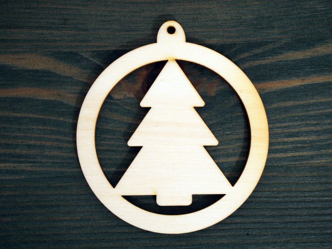 Dřevěná vánoční ozdoba strom v kruhu