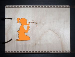Fotoalbum s dřevěnými deskami na míru "děvčátko"