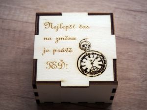 Dřevěná krabička na hodinky