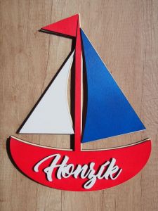 Dřevěná dekorace loďka se jménem 28cm