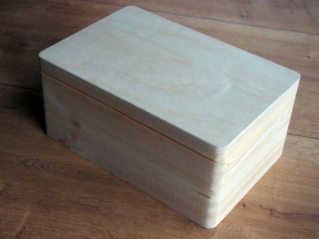 Dřevěný box s výklopným víkem 30x20x13,5cm