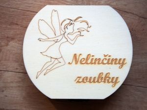 Dřevěná krabička na mléčné zoubky s českými popisky s vílou a jménem