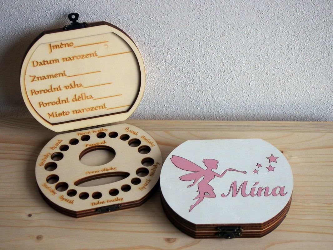 Dřevěná krabička na mléčné zoubky s českými popisky s vílou a jménem barevná