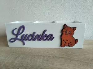 Pastelkovník se třemi přihrádkami na míru